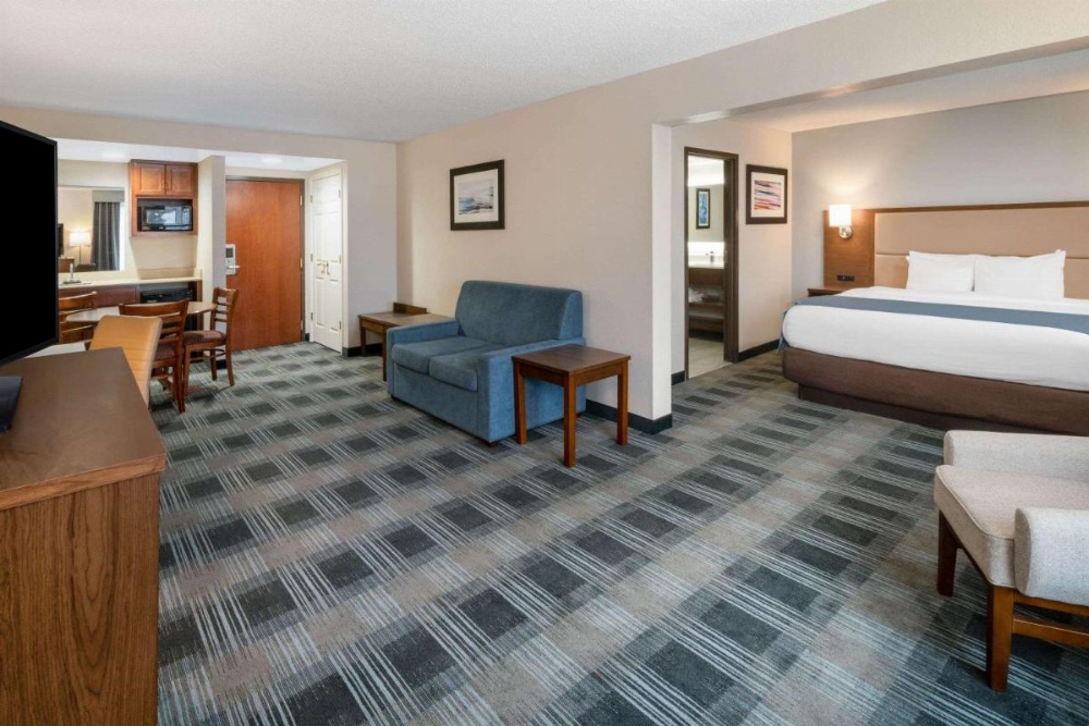 Holiday Inn Express Mobile I 65 Image 18