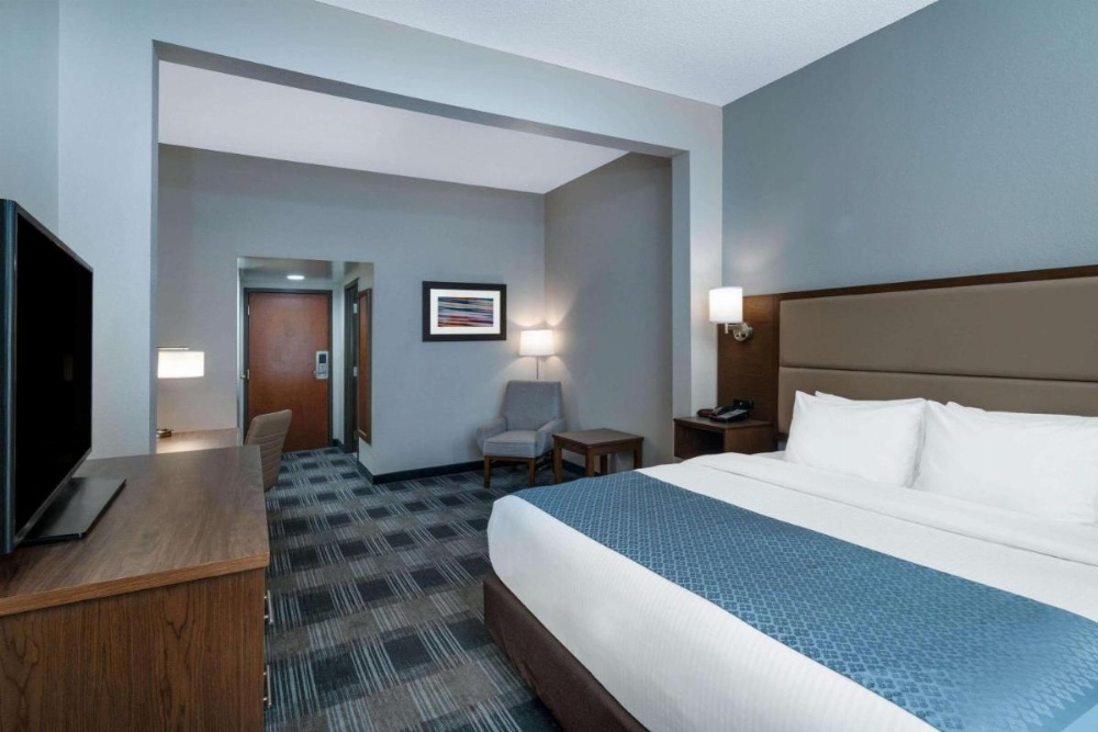 Holiday Inn Express Mobile I 65 Image 29