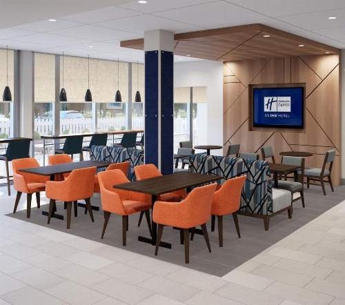 Holiday Inn Express Mobile I 65 image 42
